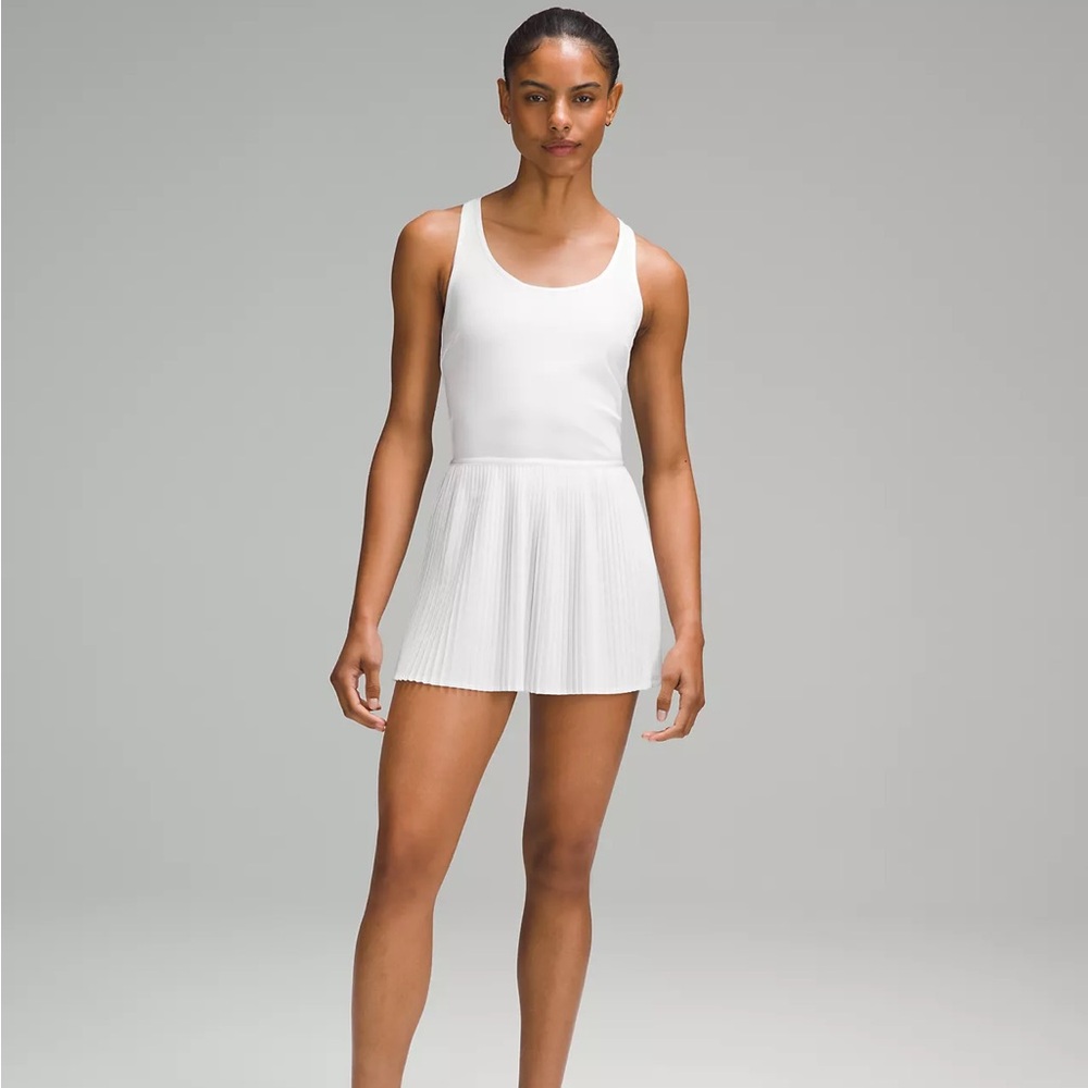 Lululemon Scoop-Neck Pleated Linerless Tennis Dress *NWT SZ 10*